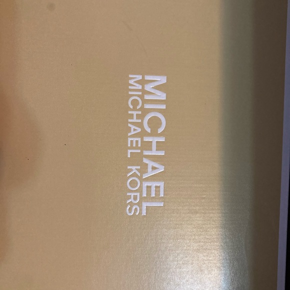 Michael Kors Flex Mid Pumps Patent Leather red sz8 - Picture 4 of 5